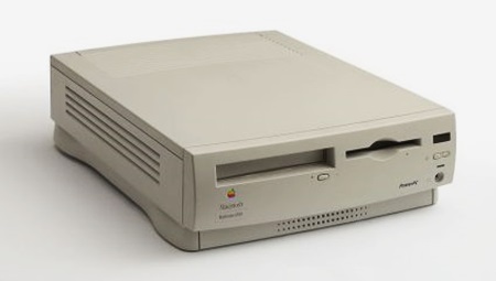 10. Macintosh Performa -1992