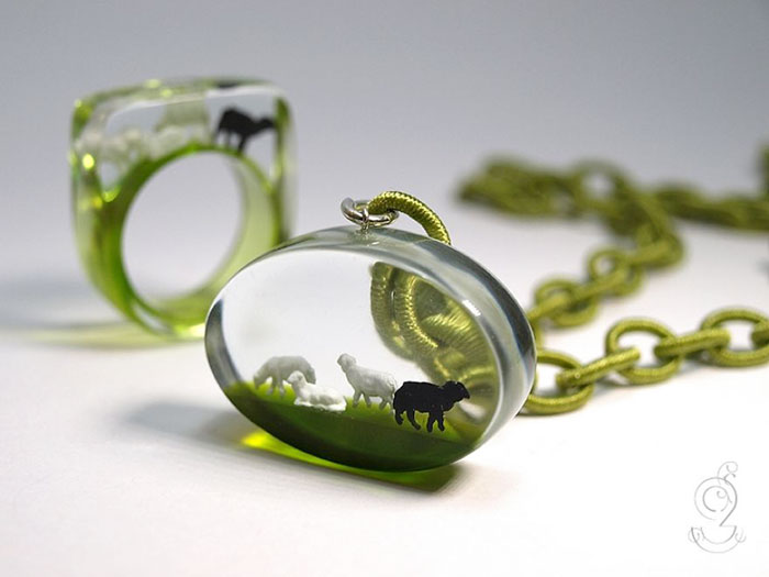 ฟรุ้งฟริ้งน่ารักมาก! โลกใบเล็กๆ ในแหวน โดยศิลปินเยอรมัน (8)