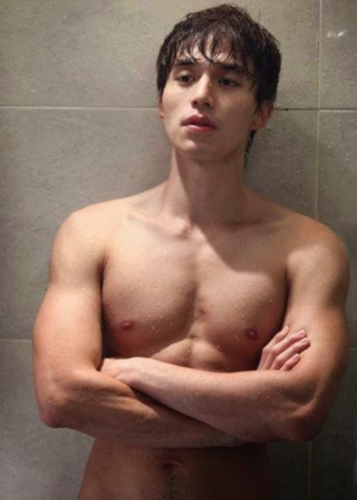 lee dong wook six pack (6)